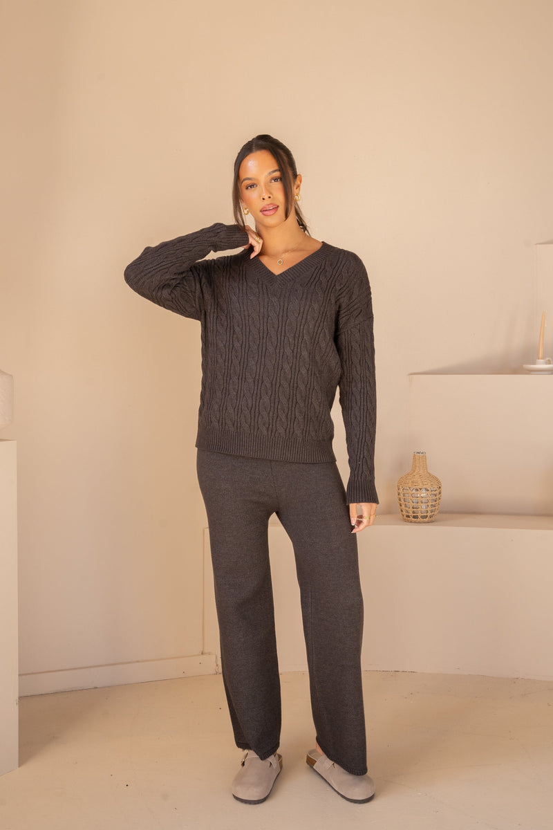 V Neck Cable Knit Full Set - Charcoal