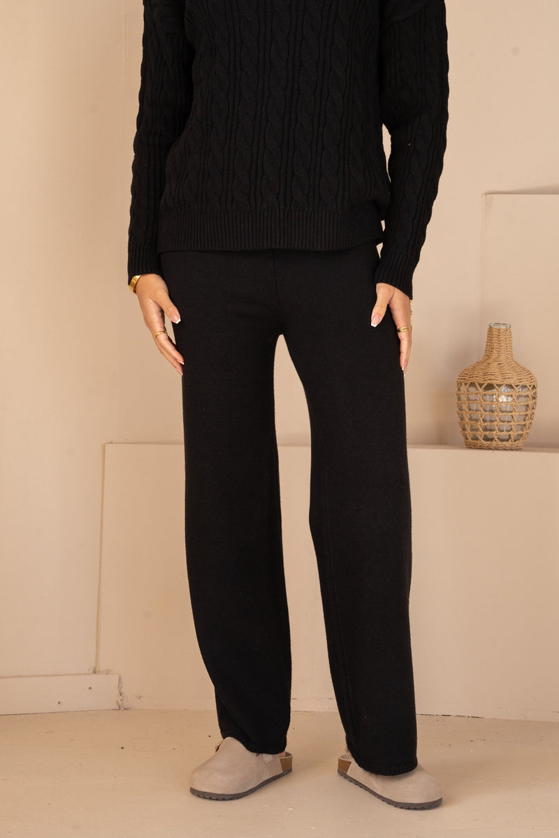 V Neck Cable Knit Full Set - Black