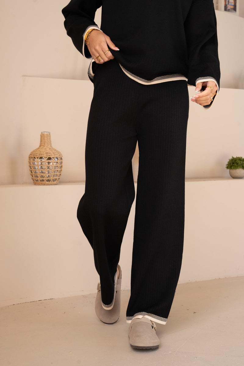 Knitted Contrast Hem Crew Neck Full Set - Black