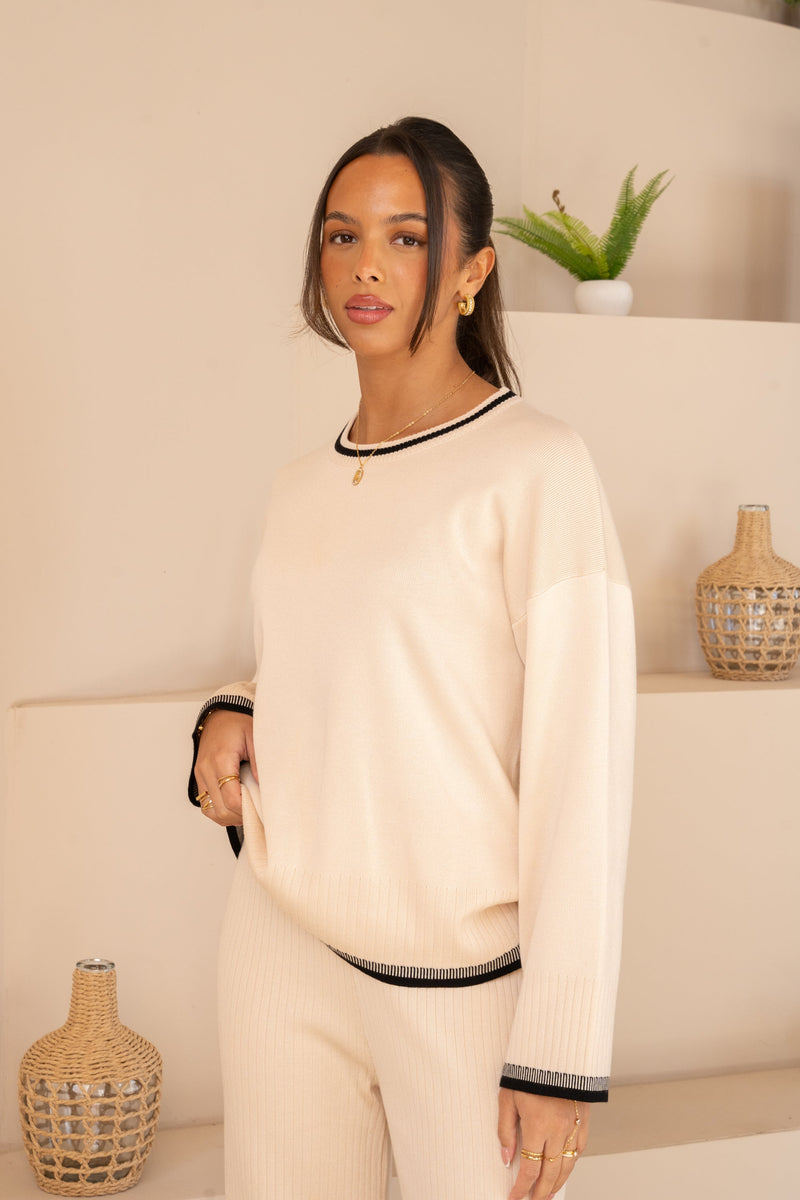 Knitted Contrast Hem Crew Neck Full Set - Cream