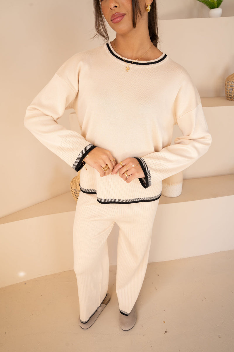 Knitted Contrast Hem Crew Neck Full Set - Cream