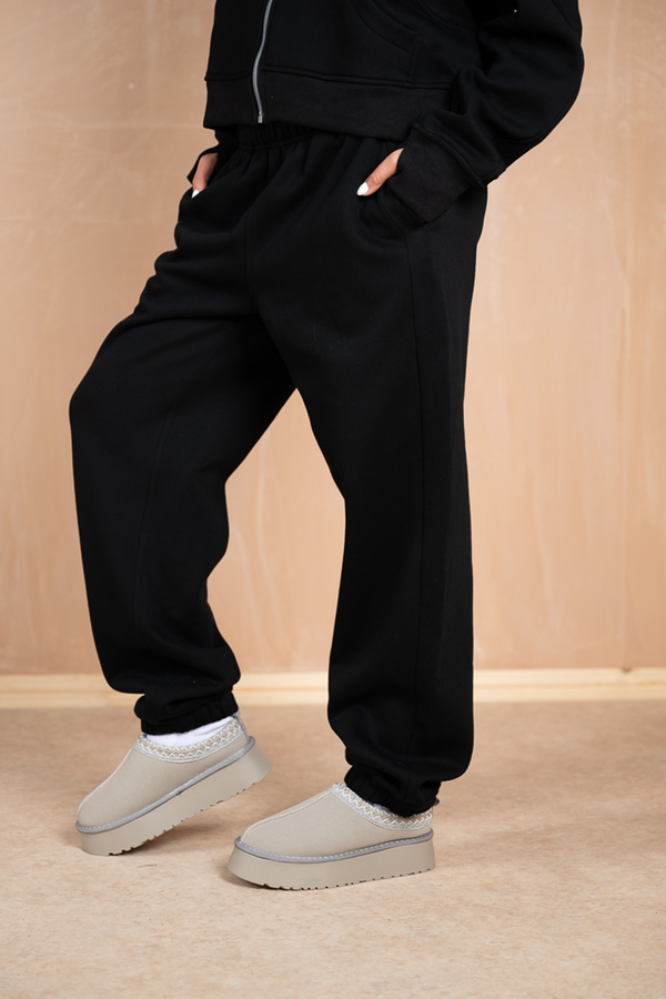 Relaxed Cuff Joggers - Black